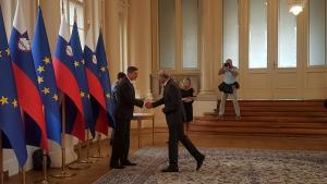 Podelitev listin o častnem pokroviteljstvu (Foto Š. Kranjc) (4)-1800